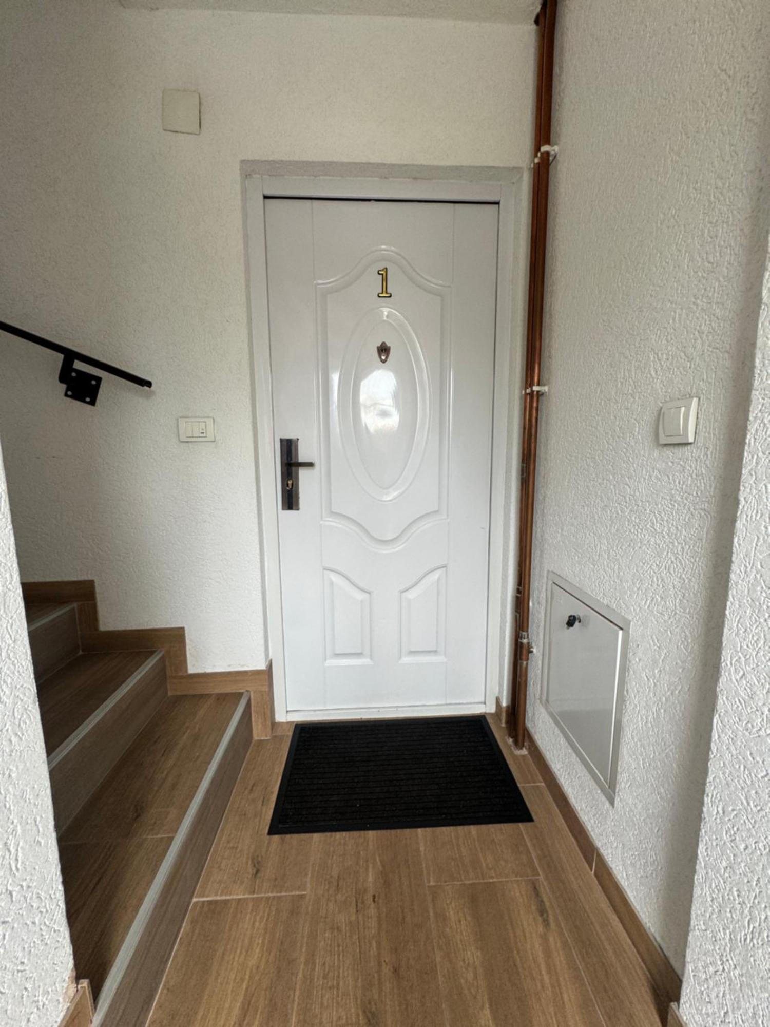 Apartmani 23 Novi Pazar Luaran gambar
